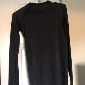 Lululemon swiftly tech long sleeve